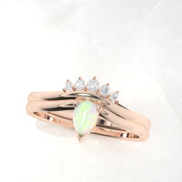 opal and diamond ring