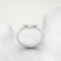side view of opal ring