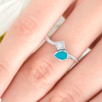 Dainty turquoise and diamond ring