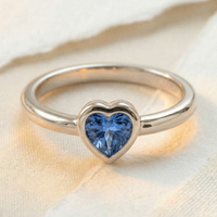 sapphire heart ring