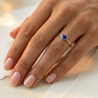 sapphire heart ring