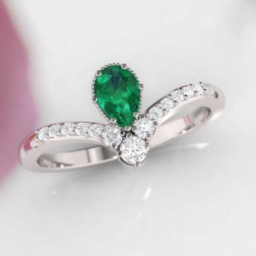 Engagement ring. Diamond ring. Emerald ring. Emerald engagement ring, Vintage style engagement ring.