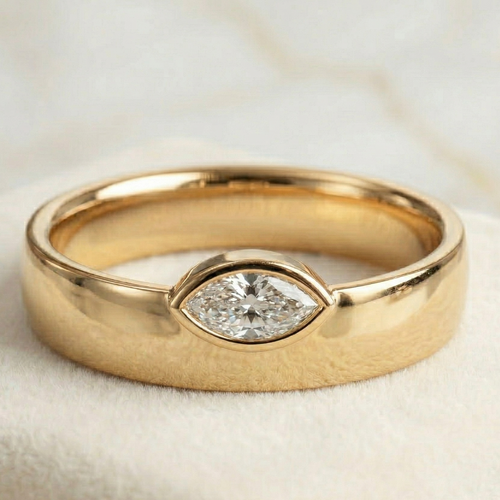 Mens diamond wedding ring.