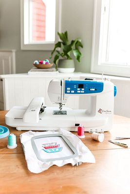 Sparrow X2 Embroidery and Sewing Machine EverSewn Big Dog Sewing
