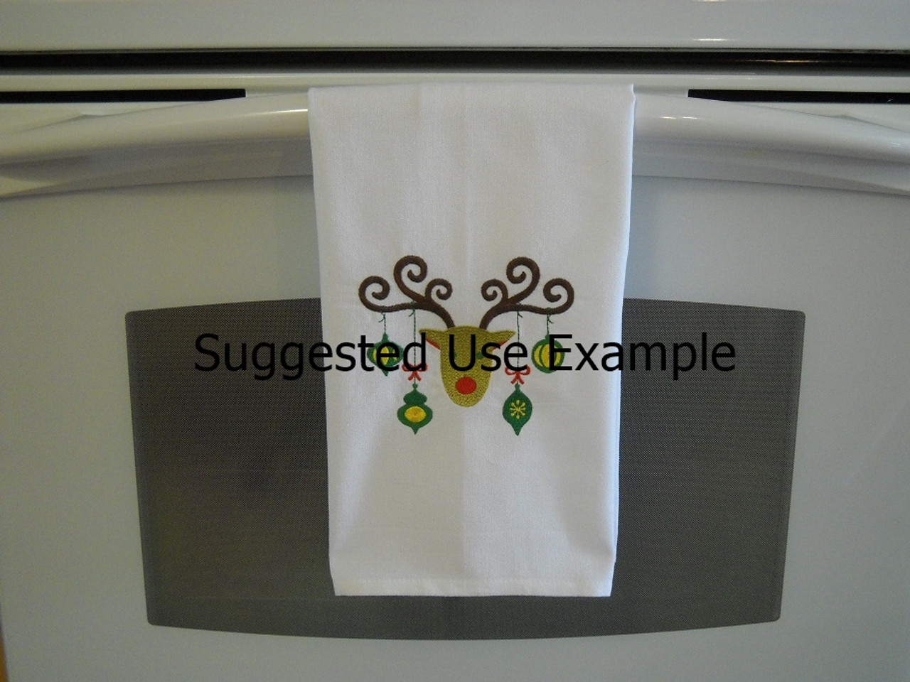 Horn - Kitchen Towel - 20" x 28"
Embroidery on a cream colored towel.
100% Cotton with loop, for optional hanging.
Machine washable in cool water and tumble dry at low temperature.
Minimal shrinkage.
Size: 20" x 28"