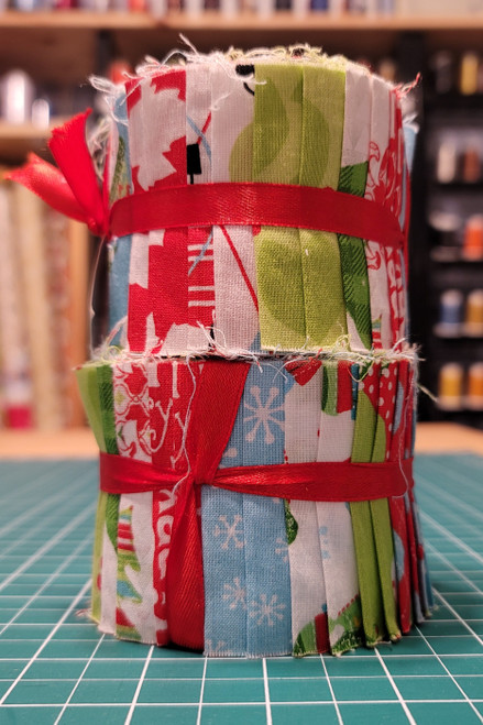 Holiday 3 Jelly Roll - 2.5" Strips - Fabric - Cotton - 20 pieces