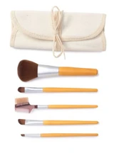 HoneyBee Gardens Eco-Friendly Professional Cosmetic Brush Set – main product photo