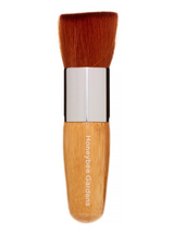 Kabuki Brush