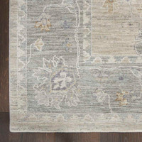 Light Grey Traditional Rug Infinite IFT03