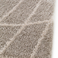 Halo Squiggle Natural Rug closeup edge