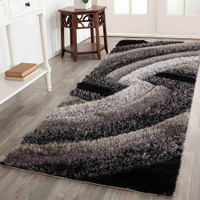 grey shaggy rug in hallway