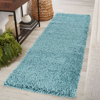 plain shaggy duck egg rug runner in hallway