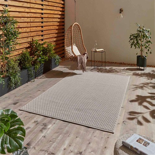 Stitch 9682 Beige Black Indoor Outdoor Rug