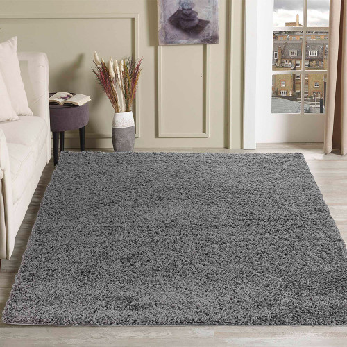 plain shaggy grey rug in a living room