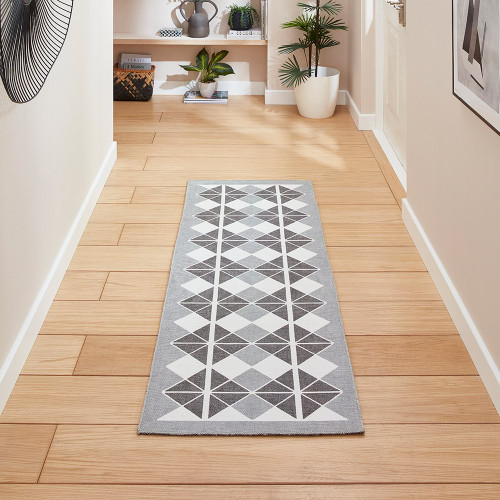 Victoria Dark Grey Modern Diamonds Washable Rug