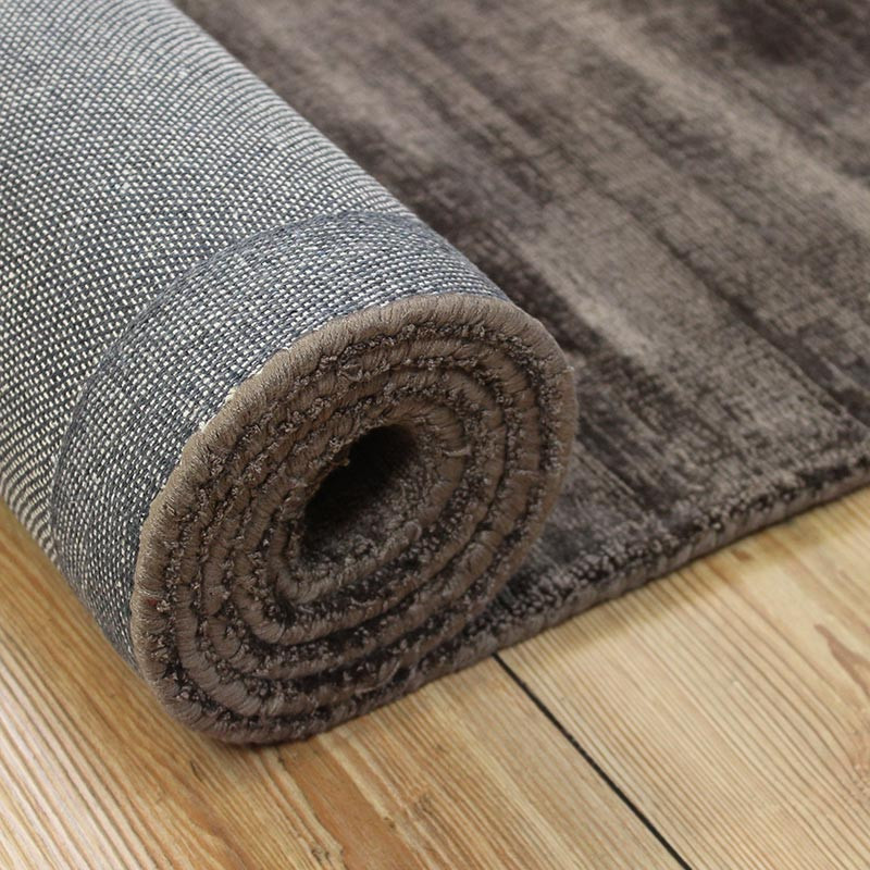 Blade Chocolate Rugs