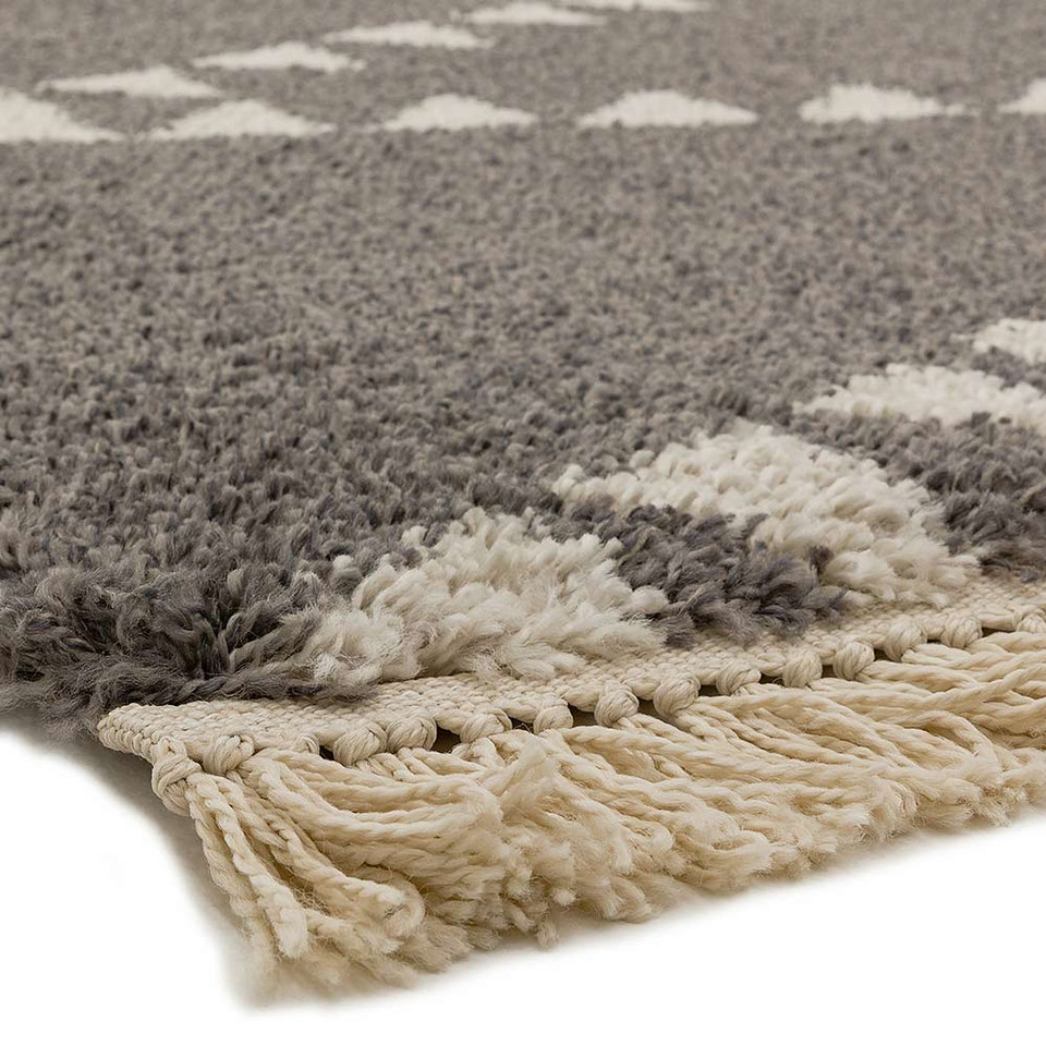 Rocco Charcoal Shaggy Tassels Rug RC04