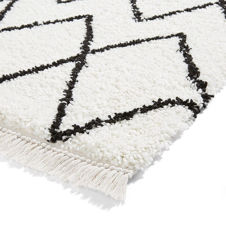 Boho 8280 White Black Berber Shaggy Moroccan Rug
