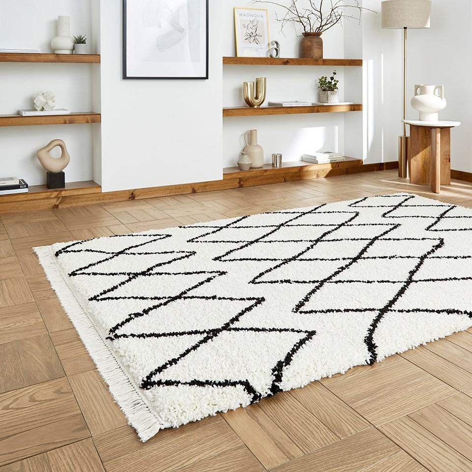 Boho 8280 White Black Berber Shaggy Moroccan Rug