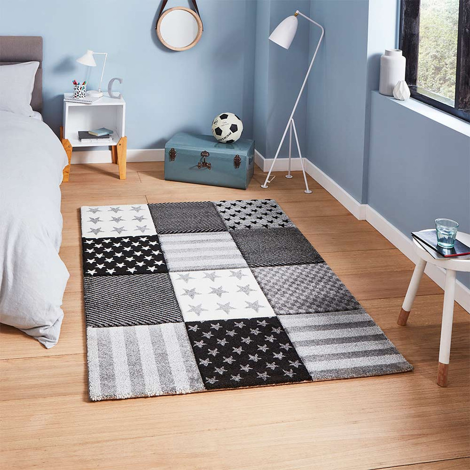 Brooklyn 777 Childrens Stars and Stripes Black and Grey Rug