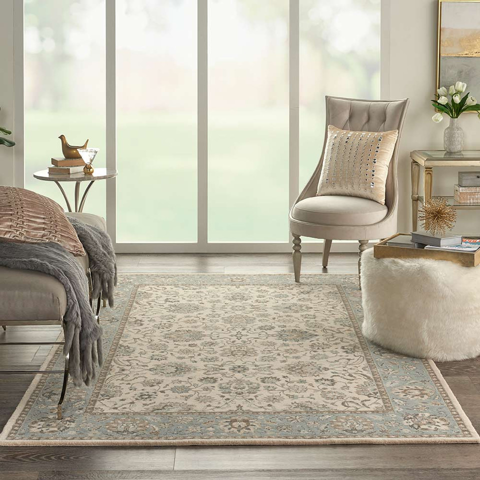 Living Treasures LI16 Ivory Aqua Rug