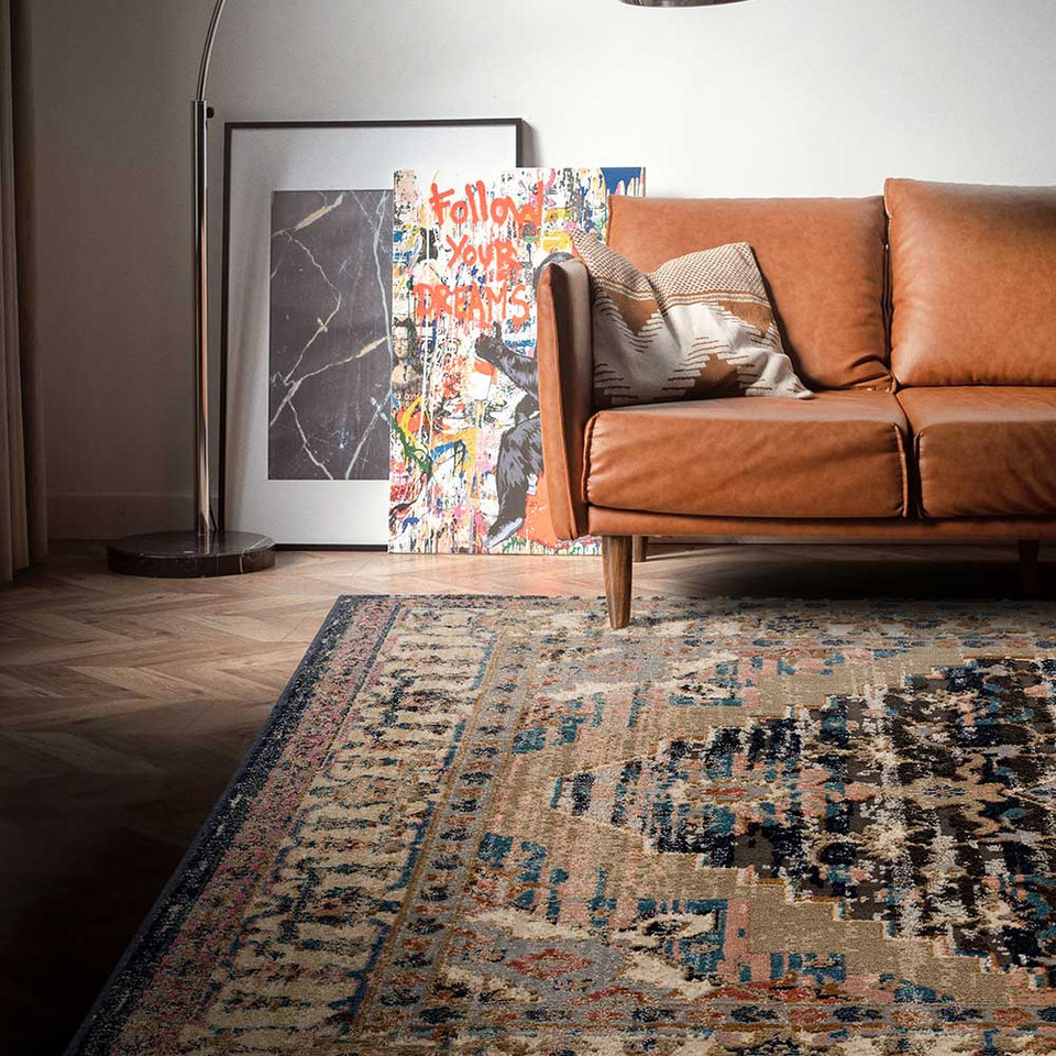 Zola Razan Rug Persian Classic