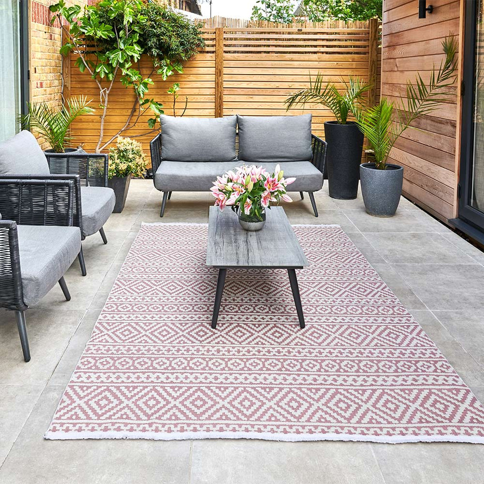 Jazz Indoor Outdoor JAZ05 Rose Rug by Concept Looms
