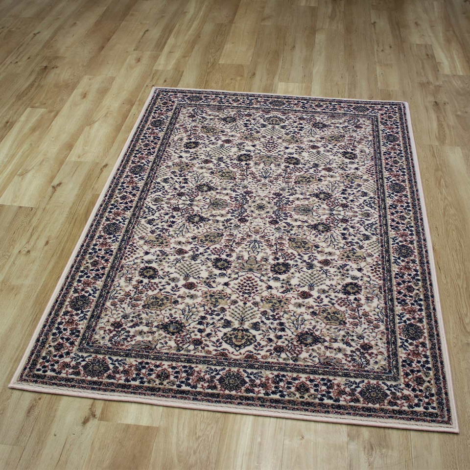 Kashqai Cream Traditional Wool Rug