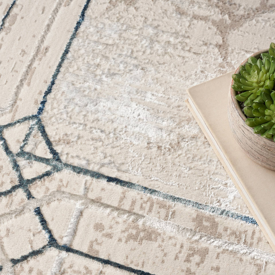 Glitz GLZ03Ivory Taupe Luxury Glossy Rug