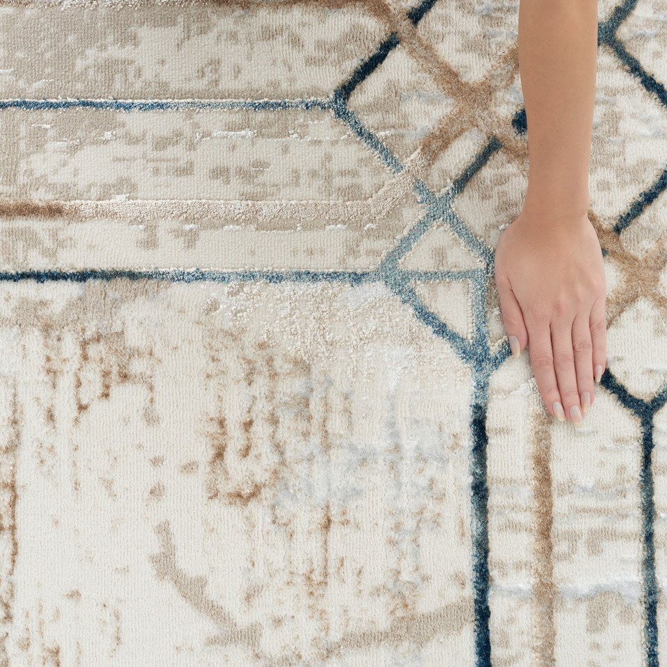 Glitz GLZ03Ivory Taupe Luxury Glossy Rug