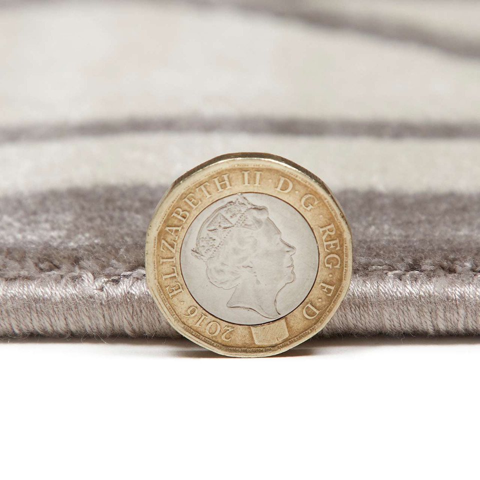 Lugano LUG07 Silky Modern Ivory Grey Rug