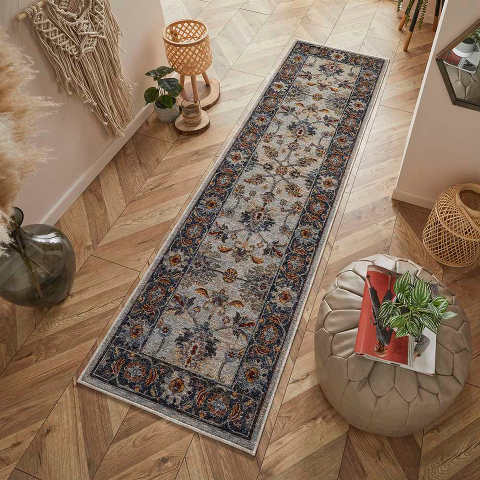Sarouk Traditional Cream Rug 53X Runner
