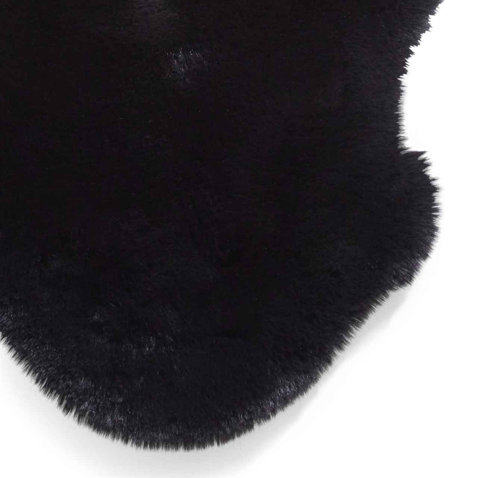 Super Teddy Black Soft Faux Sheepskin