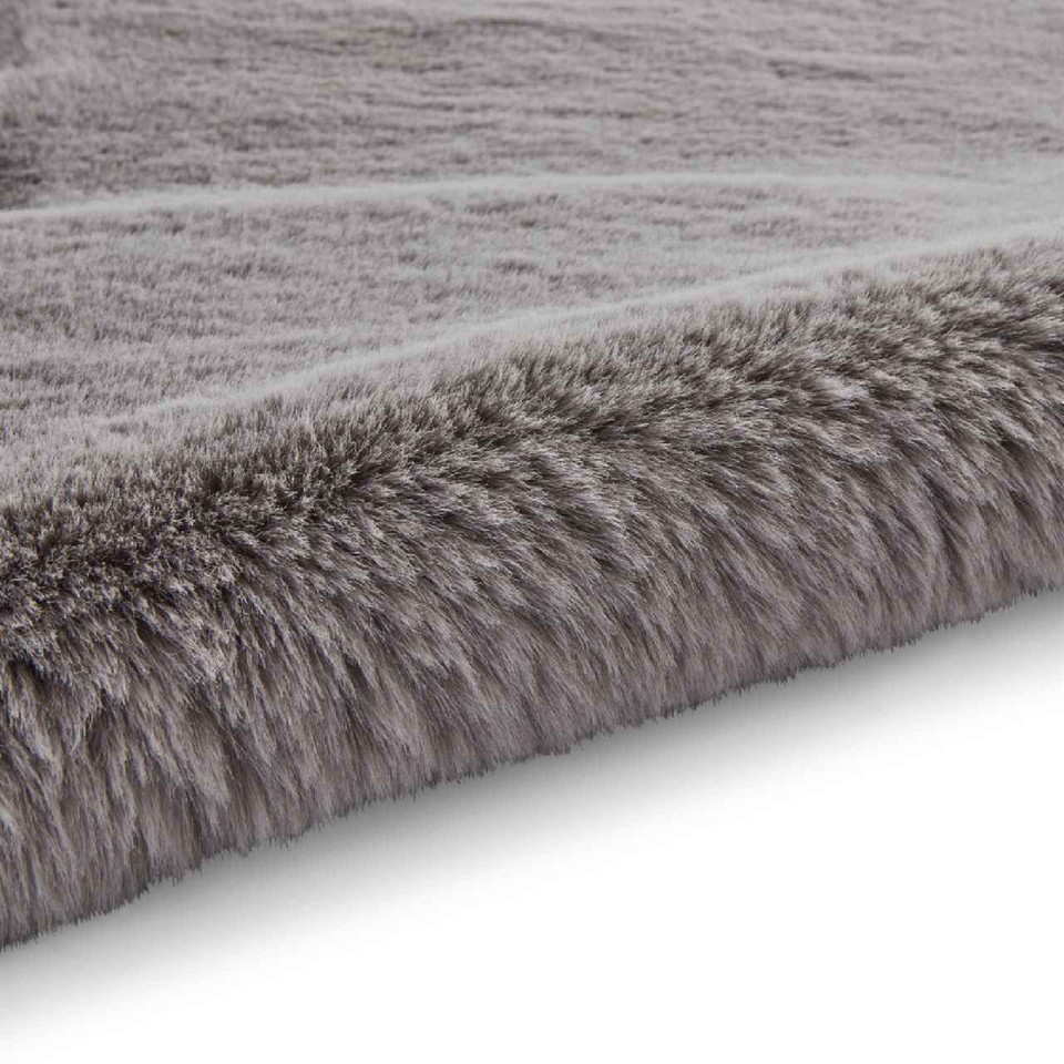 Super Teddy Grey Soft Faux Sheepskin