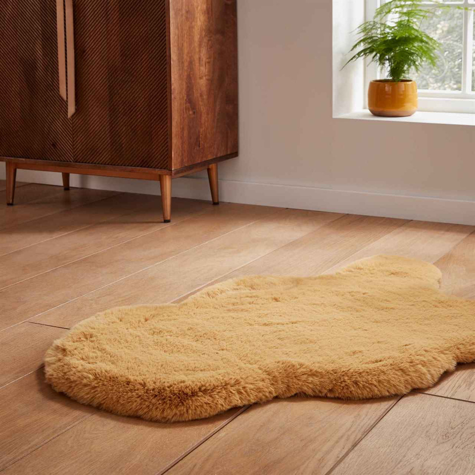 Super Teddy Mustard Soft Faux Sheepskin