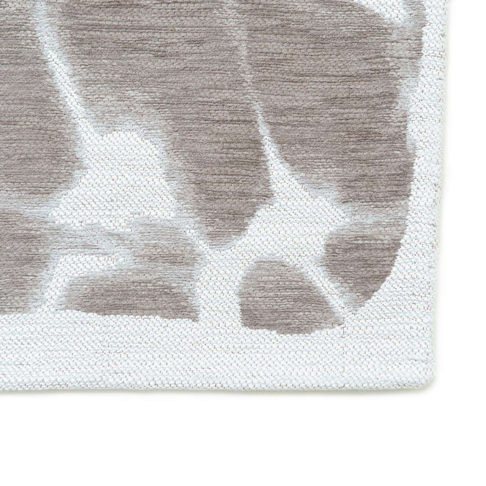 Swim Grit Thin Stone White Rug 9353 LDP