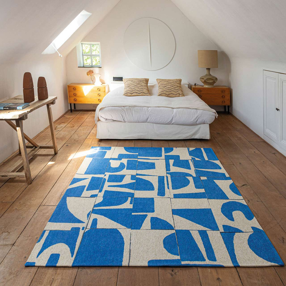 Papercut Campanula Blue 9358 Indoor Outdoor Washable Eco Rug
