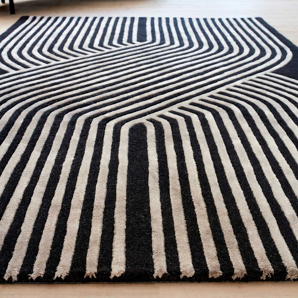 Matrix 98 Solstice Gunmetal Rug Silky Lines Viscose Wool