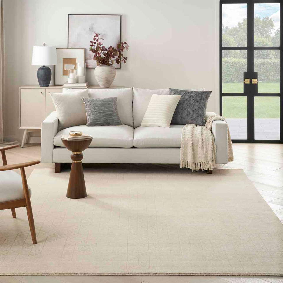 Alessa Plain Ivory Handmade Wool Rug