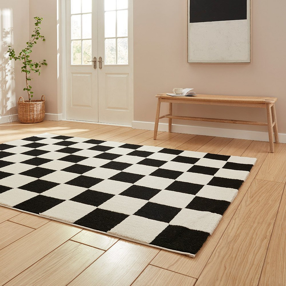 Elio Black White Modern Checker Rug