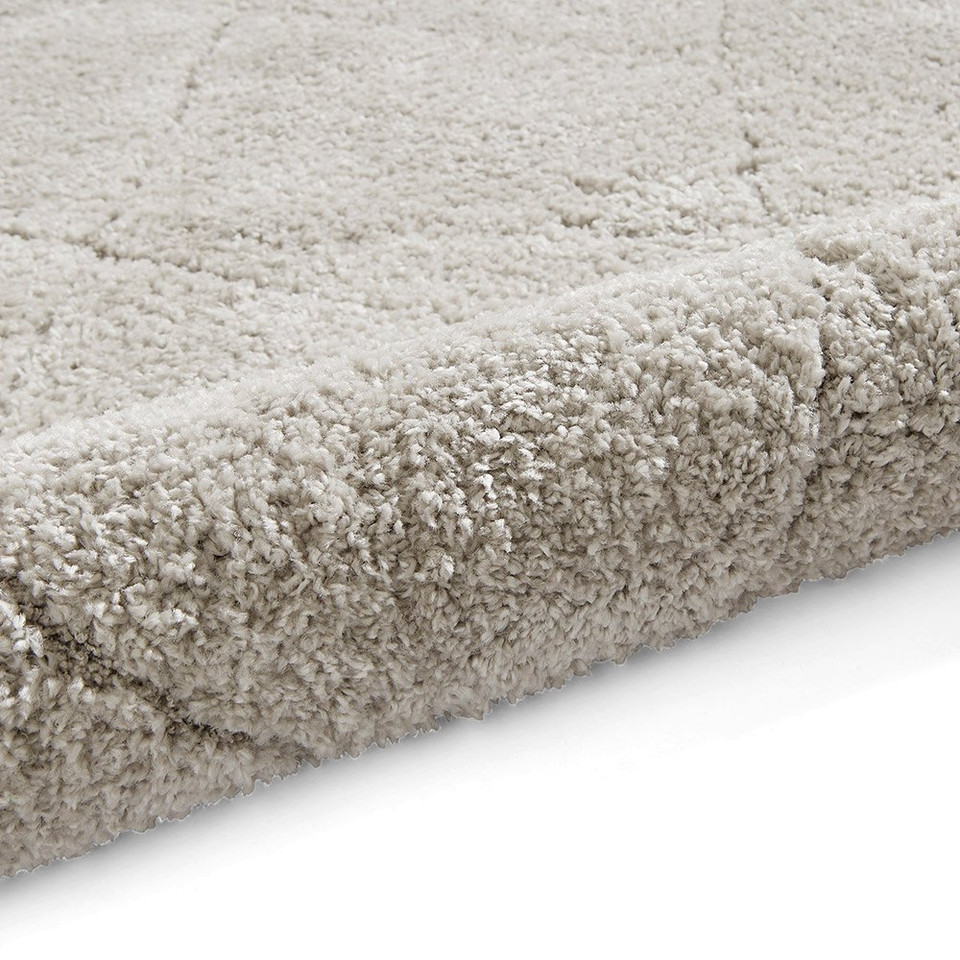 Ideal Shaggy Silver Berber Diamond Rug