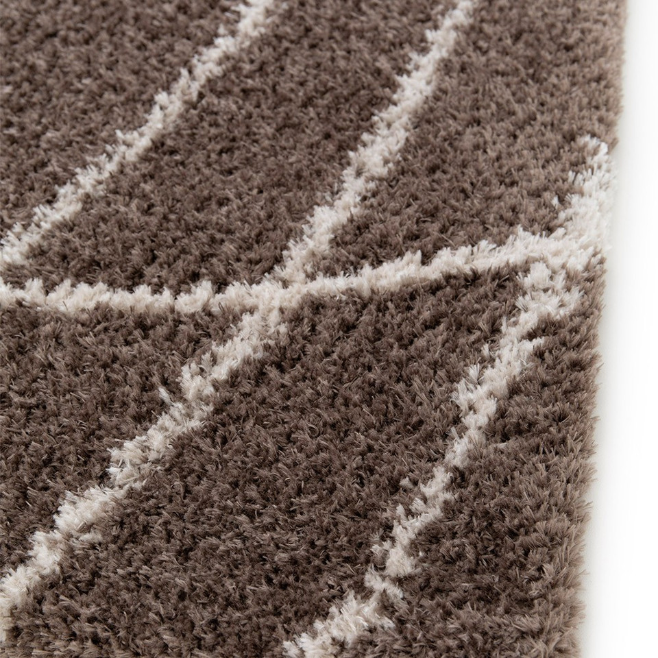 Halo Squiggle Taupe Rug closeup edge
