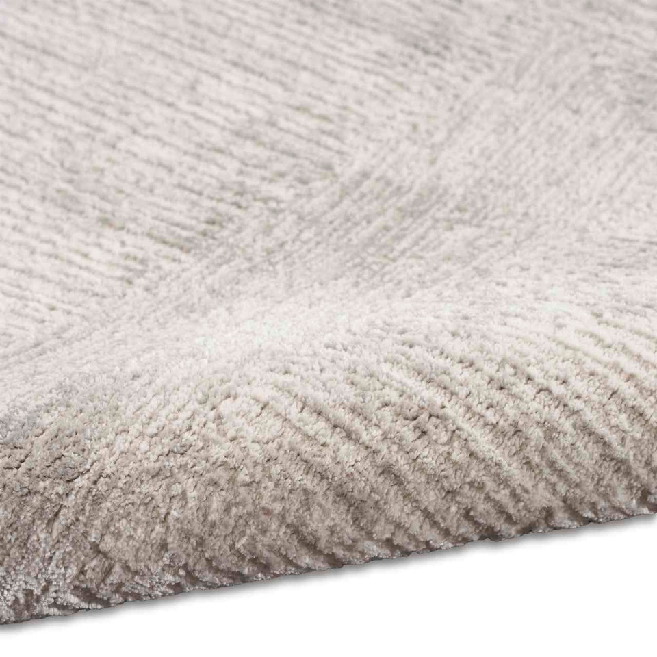 Calvin Klein Irradiant Silver Rug Runner