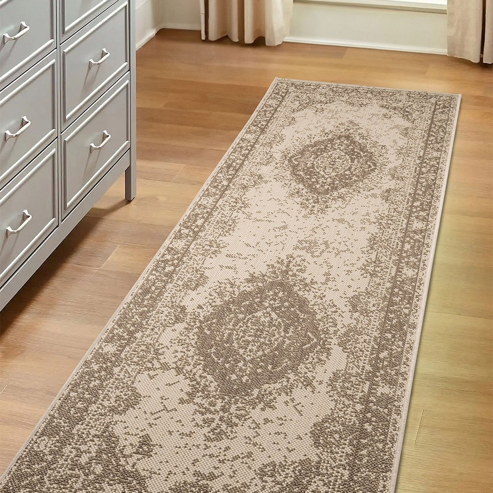 County Medallion Natural Indoor Outdoor Rug