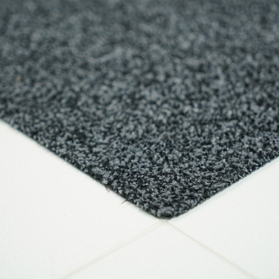 anthracite dirt trapper doormat closeup corner