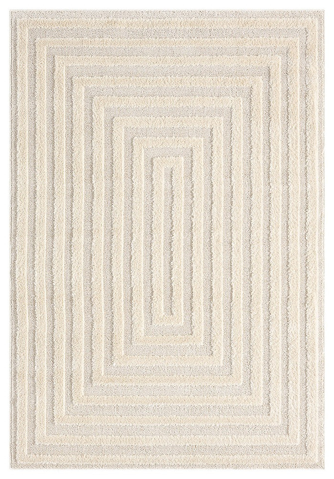 border cream rug portrait