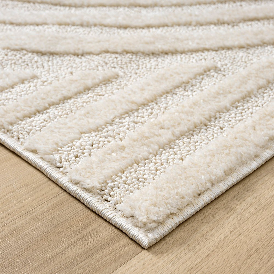 cirque cream rug runner side view of corner