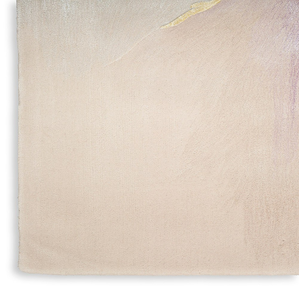ivory floral rug closeup corner