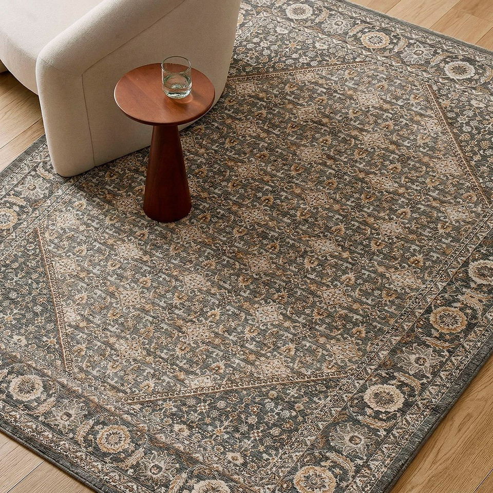 Arda Vintage Traditional Dark Grey Rug
