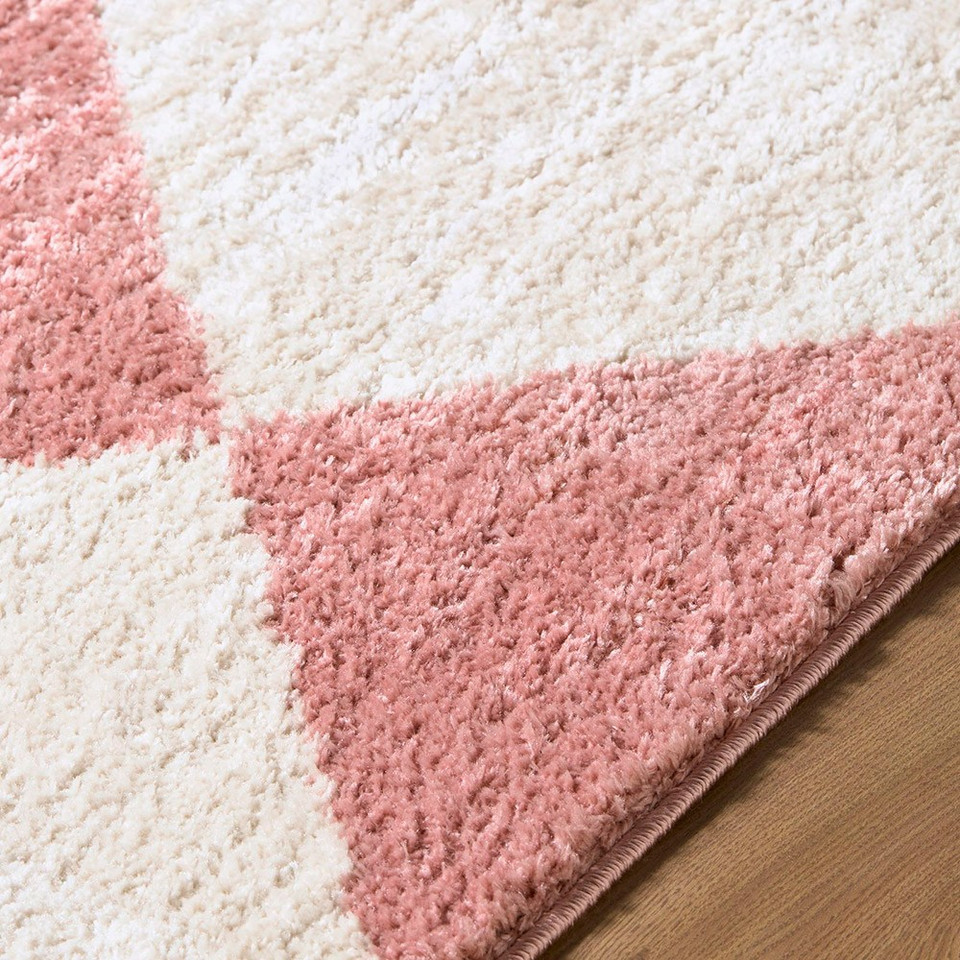 Fossay Washable Diamond Shaggy Pink Rug